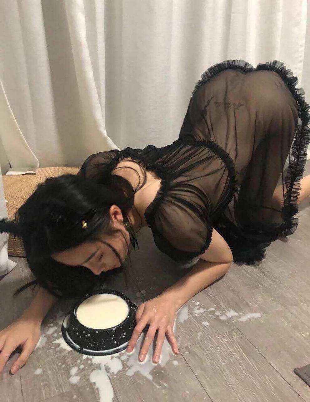 周默S on X: 母狗进食#母狗#sm #调教#女M #k9 #BDSM t.cob7gwIDdqPu  X