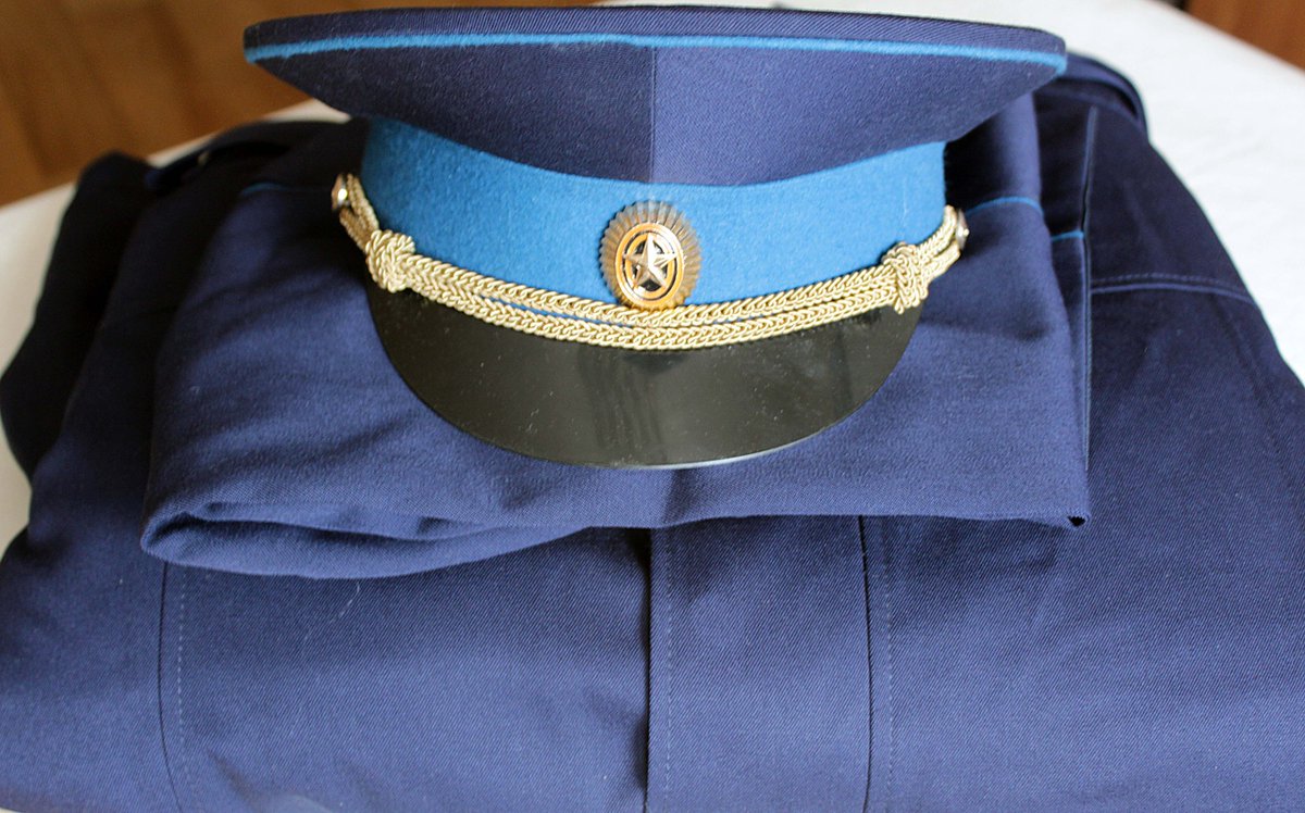 Совсем недавно в фонды Музейно-выставочного центра поступили элементы фомы офицера ВВС, лётчика военно-транспортной авиации,  Василия Владимировича Минеева: mukmvc.ru/fonds/view?id=…