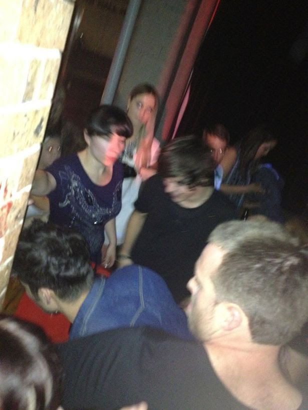 Onediaection's tweet photo. Zarry clubbing 2gether
#Zarry #zarrymemories #zarryisreal #zarryislove #zayn #HarryStyles #zarryisallineed #zarrylovers #zarryproof #zarryfetus #zarrywillrise #zarrystylik #zarries https://t.co/YdWeIz6oYA
