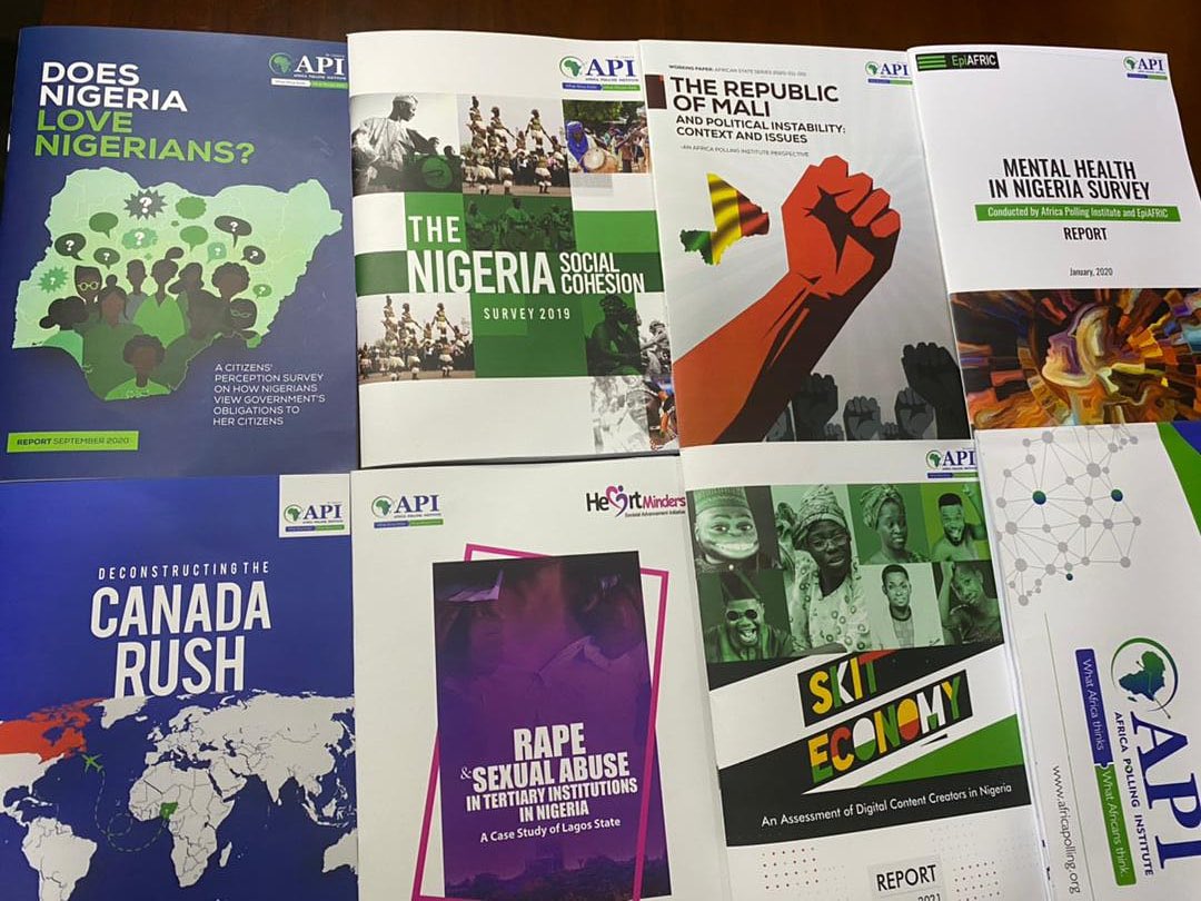 AfricaPolling's tweet photo. A few of the research reports published by @AfricaPolling in the last 2 years.
#APIResearch
#SocialCohesion
#NSCS2019
#RapeStudy
#SkitEconomy
#MentalHealthInNaijaSurvey
#DoesNigeriaLoveNigerians
#DNLN
#CanadaRush https://t.co/A5ca1coQTF