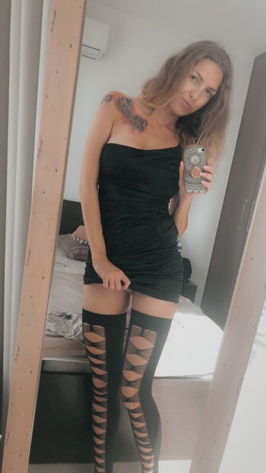 TOP NEW PROFILE &amp; 0 FOLLOWER! 🥺  Where are you? 😋  #newprofile #amelielei #curlyhair #blonde #cyprus<a href="/tag/curlyhair"class="tags"><span>#curlyhair</span></a><a href="/tag/blonde"class="tags"><span>#blonde</span></a><a href="/tag/cyprus"class="tags"><span>#cyprus</span></a><a href="/tag/newdress"class="tags"><span>#newdress</span></a><a href="/tag/newprofile"class="tags"><span>#newprofile</span></a>