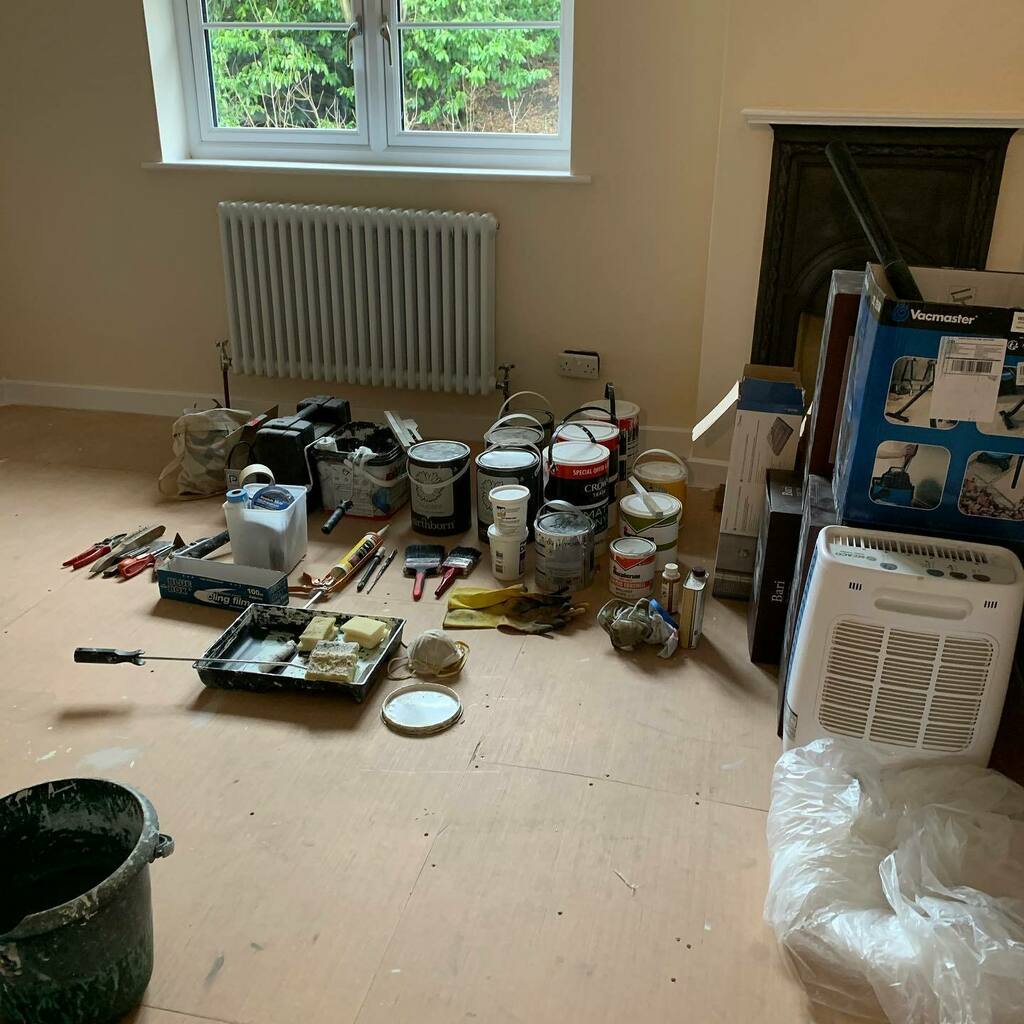 cathie_l_clarke's tweet photo. Today, I am feeling organised. #painting #paintinganddecorating #longslog #renovation #luxury #holidaylet #derbyshire #derbyshiredales #peakdistrict #staycation #ecofriendly https://t.co/kBbUSuIEbI https://t.co/x39zURDdQB