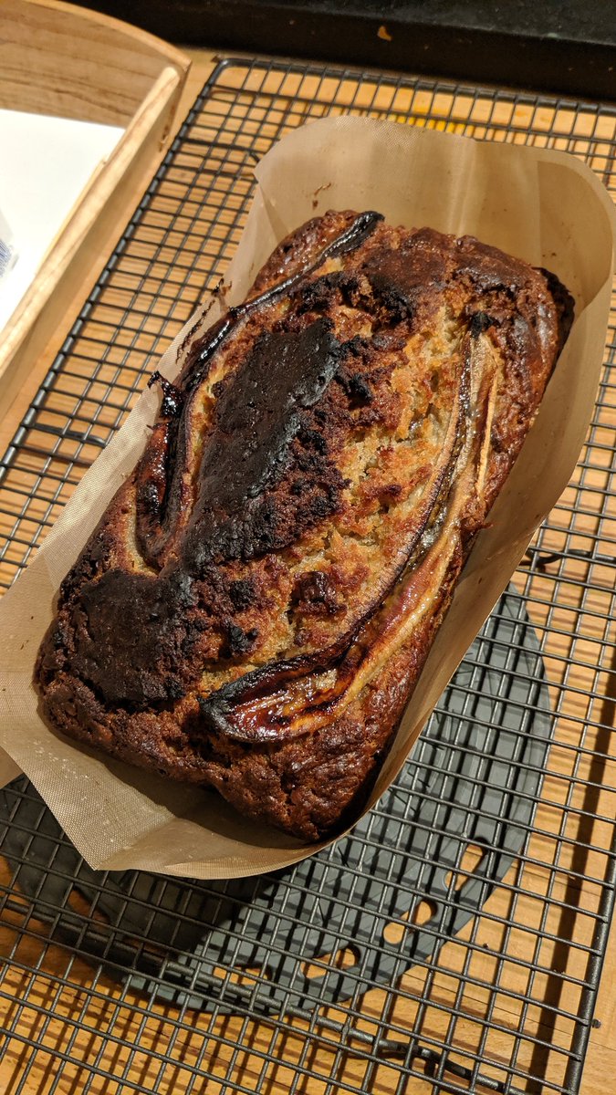 IdaSensei's tweet photo. Banana bread made from bananas rescued from going into the bin. @OLIO_ex
#Didyouknow bananas travel 1/2 way across the world to reach us &amp; use 95L of water/banana to grow. Yet each day 1.4 mil bananas are thrown out in the UK.
#sharemorewasteless 
#foodwastehero #reducefoodwaste https://t.co/K8jv3jh6Ch