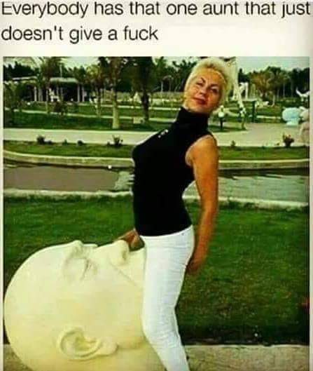 rosalindpene's tweet photo. @Rarerecordings_ @Wordcontxt Yup I'm that auntie 👀😂😂 https://t.co/UAh43ZwGsv
