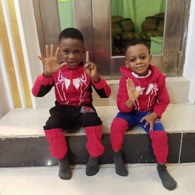 WazobiaOnitsha's tweet photo. #NPπ§ Celebrate Yourself Always @Kazama70849742
Inside
#WeekendMedeMede Wit
@OdigweNgozi x @luster_mc
#WazobiaOnitsha #Chookmouth
Listen online via https://t.co/Evkse5o3qk (Choose Onitsha) https://t.co/Rg0ELGJJSl