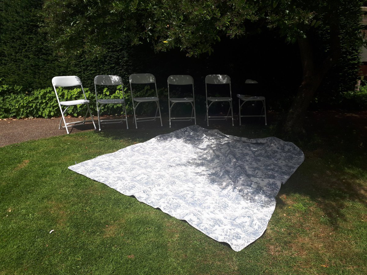roshni_beeharry's tweet photo. @jotalbotbowen @crxeate @PaigntonPoet Musing on q #London @crxeate #Gathering @KeatsHouse late #summer,providing UNOWOT abates🙏🏽 Gardens R lovely &amp; restful.Used to have lunch there in my #CTF job @RoyalFreeNHS 
Ran my #Nature #writing #workshop there,July 2019 #BluestockingSociety.Was a lovely 🌞day.
#Hampstead days https://t.co/eyj7z7VUt5