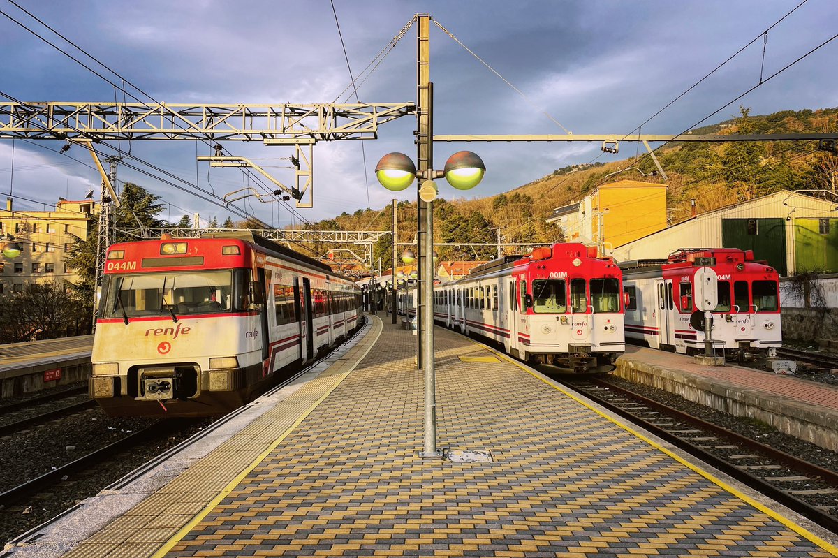 ¡Buenos días! <a href="/Renfe/">Renfe</a> <a href="/Adif_es/">Adif</a>
