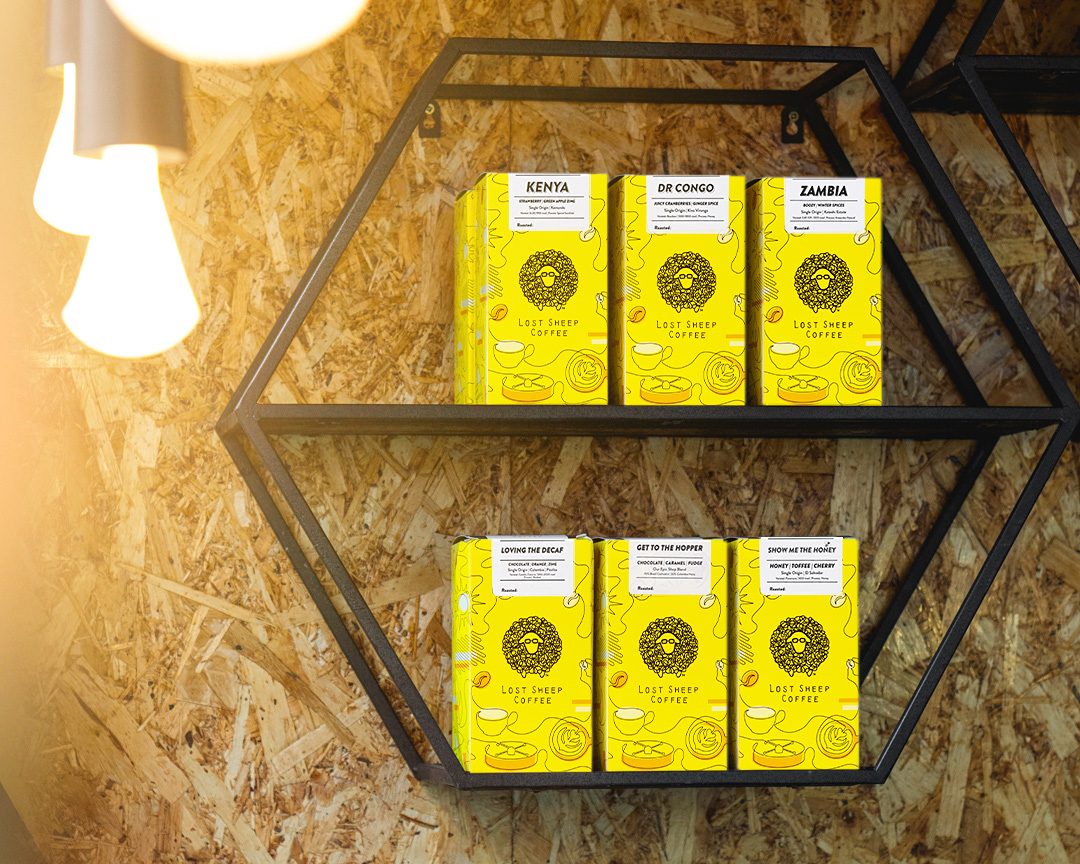 SheepCoffee's tweet photo. Hand Roasted Speciality Coffee ☕️
All our coffee is made from Speciality Grade coffee beans
This means it's the highest grade of coffee in the world!
Top 5% to be exact 🤩
Shop our incredible range below:
https://t.co/nSgfXzgFb7
#LostSheepCoffee #HandRoastedCoffee https://t.co/KJx2ktMqvg