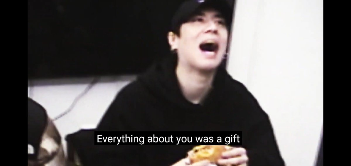 SWang28's tweet photo. Same, Yugyeom SAME. This is literally me right now 😭😭😭🥺💚

#GOT7 #GOT7_ENCORE #GOT7atWarnerMusic #GOT7FORVER #got7_앙코르 
#갓세븐 https://t.co/CiVWTCoNZR