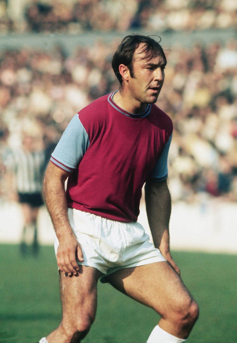 efterspørgsel flygtninge De er West Ham United on Twitter: "Happy birthday to the legendary Jimmy Greaves!  🎈 https://t.co/KVzo83esO8" / Twitter