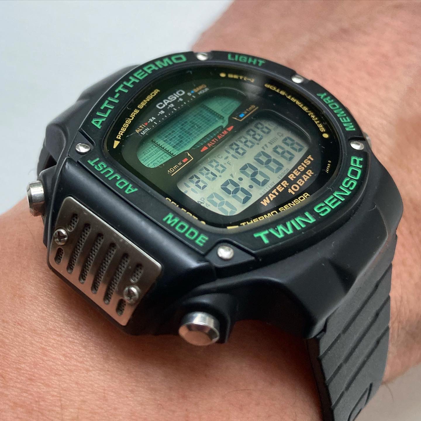 Casio alti thermo twin sensor cheap