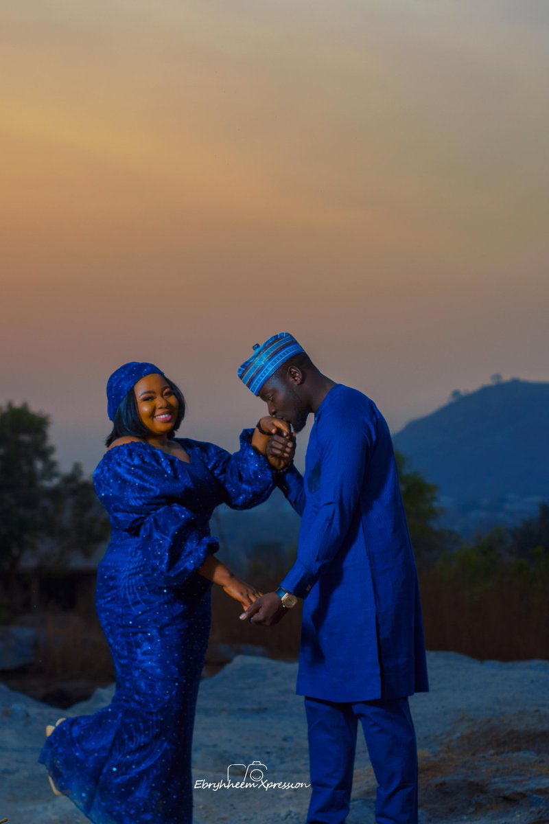EbryhheemXpress's tweet photo. I shot these pictures
Pre-wedding pictures
Please kindly help me retweet, my clients might be on your TL
Thank youβ€οΈ
#800m #Solid7EP
#EasyWin10Million https://t.co/ai9yE9jnkI
