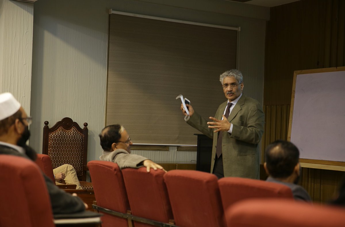 CECOS University tweet media