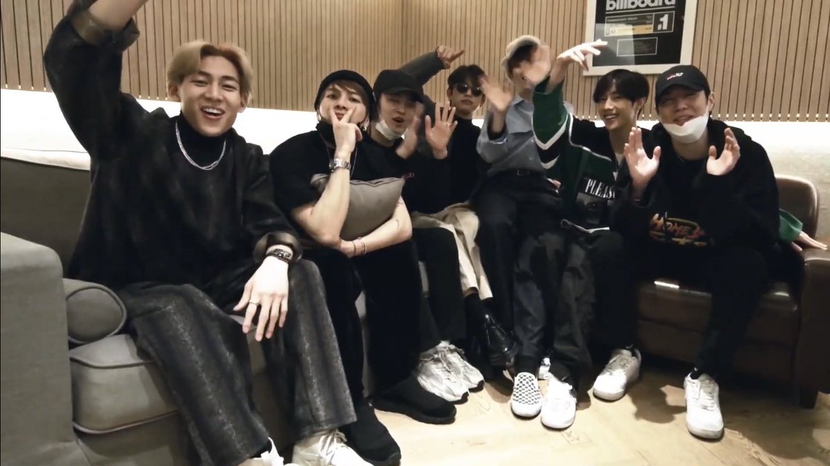 defsysl's tweet photo. encore 💚 https://t.co/9KNyuBOBbr