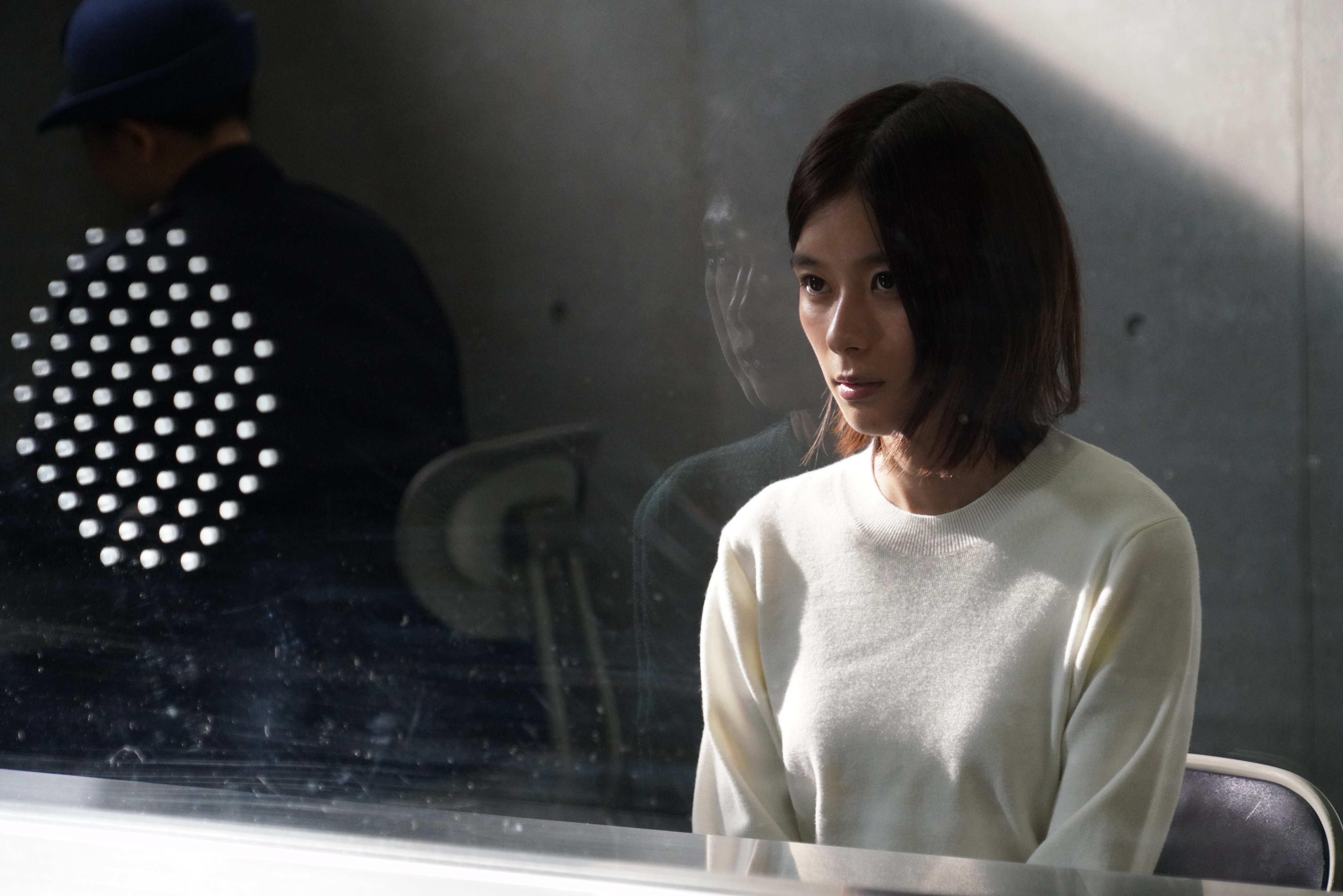 映画 ファーストラヴ 由紀にはわかってたんじゃないの あの子には 自分に似たとこがあるって 彼女は あの頃の私と 同じ目をしていたーーー ファーストラヴ 北川景子 中村倫也 芳