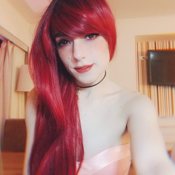 I (don't) wanna be where the people are...feelin' like #TheLittleMermaid despite the fact im better at<a href="/tag/thelittlemermaid"class="tags"><span>#thelittlemermaid</span></a>