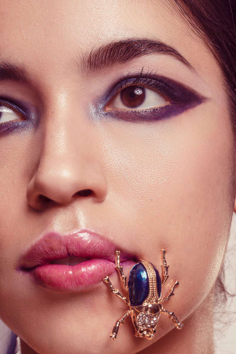 DebarghyaSir's tweet photo. Want professional retouching service?
Contact today:  https://t.co/pIefeMHwCx https://t.co/4XW3FrFuZk