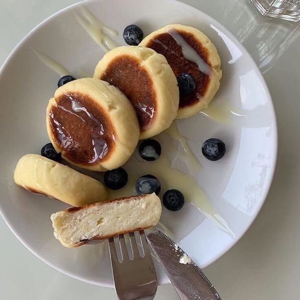 SelectOutfit's tweet photo. Fluffy pancakes https://t.co/4GpzMajzzf