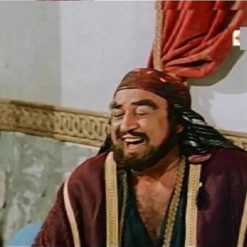 قبل مقتل أبو لهب ب 10 سنين نزلت سورة المسد، وبلغت بأنه في النار هو و زوجته، وذكرهم باسمائهم صراحةً
طيب لو فكر ووقف وسط مكة وأعلن إسلامه
كان نسف قُدسية القرآن تماماً وأثبت بطلانه
بس بغبائه هو وزوجته عاندوا وأثبتوا أن القرآن وحي سماوي. 
ودا حال ناس حوالينا بيثبتوا ان الغباء فطري.