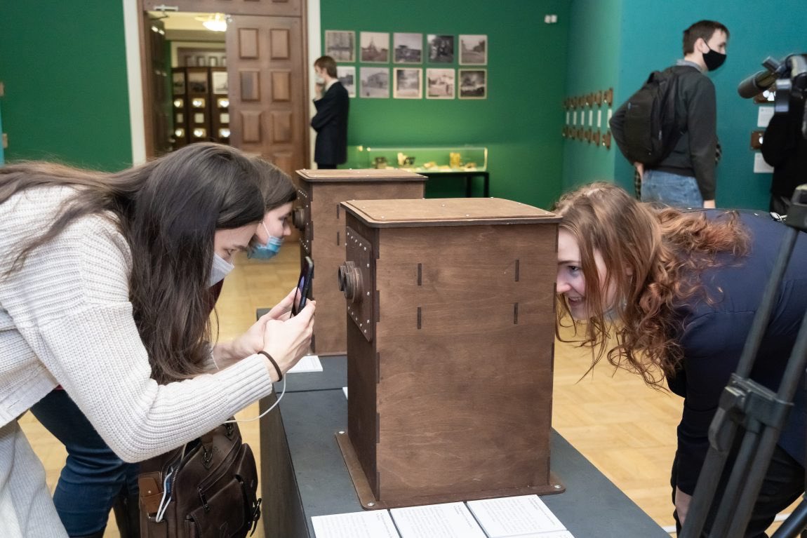 19 февраля в 16:00 в <a href="/KazanHermitage/">Центр Эрмитаж-Казань</a> Центре «Эрмитаж-Казань» состоялось открытие выставки «Стерео-Казань»

Вход на выставку бесплатный для всех категорий посетителей.
Выставка завершит работу 4 апреля!

#КазанскийКремль