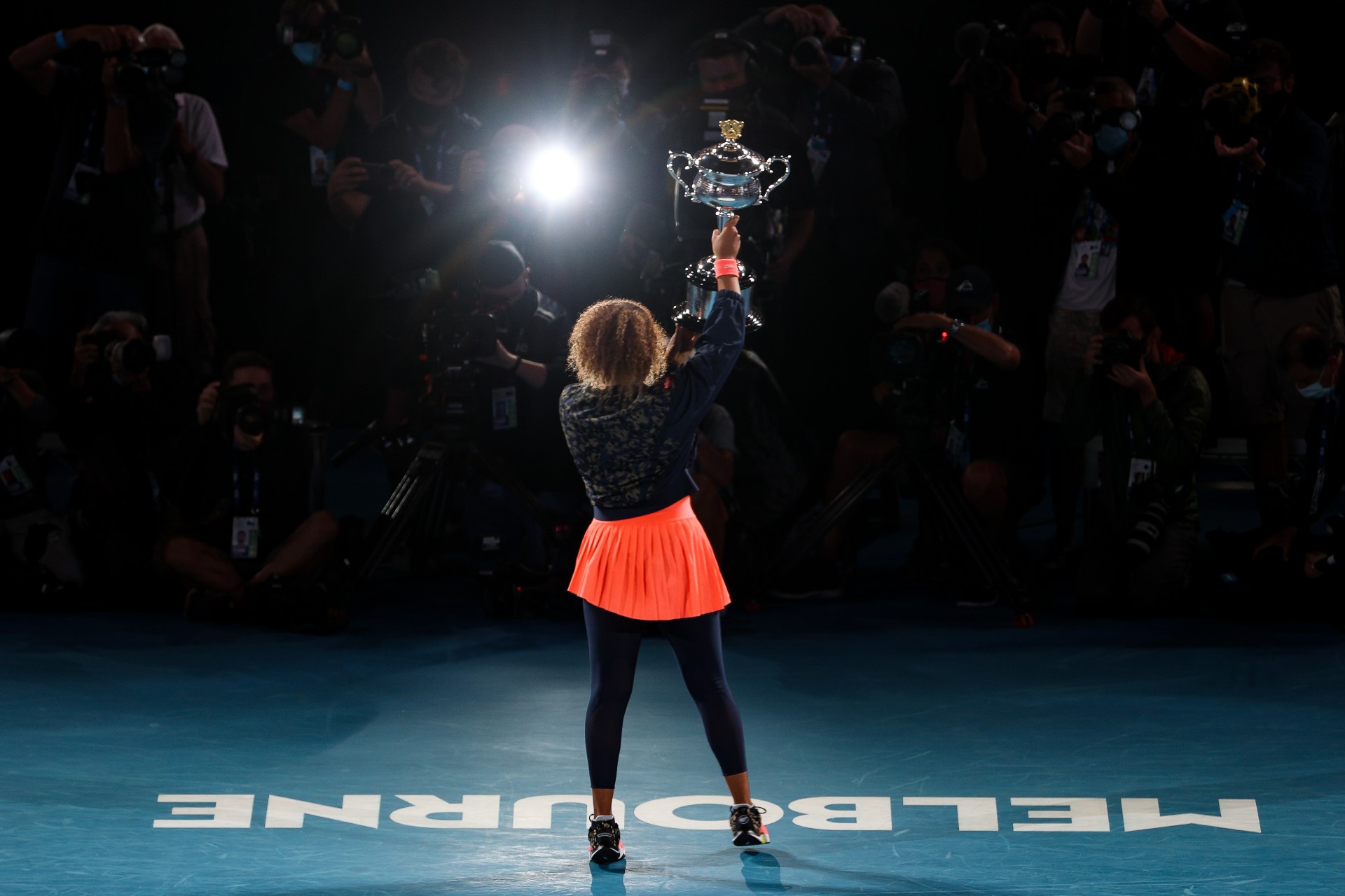 Naomi Osaka poses after claiming her second #AusOpen championship.