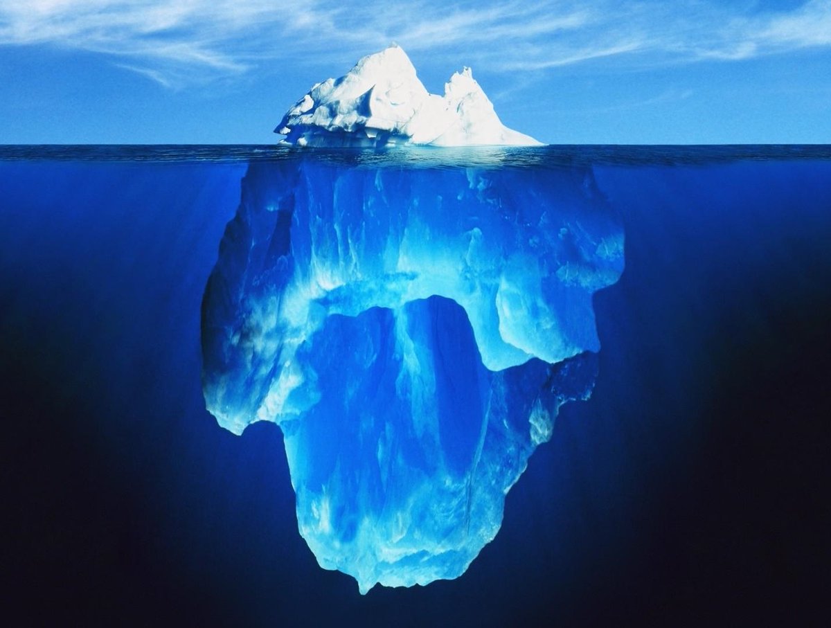 On nous ment ! Ces formes d'icebergs que l'on voit si souvent circuler ne pourraient jamais flotter de cette façon.

✏️ Testez-le vous même avec ce nouveau générateur d'iceberg qui confronte votre dessin aux lois de la physique :

joshdata.me/iceberger.html