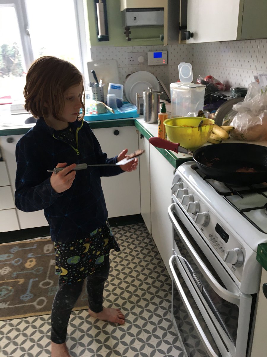 naomicfisher's tweet image. Totally independent pancake making - not even a recipe required. #imlearning ⁦@CVPPalmer⁩ ⁦@SuitableEducat1⁩