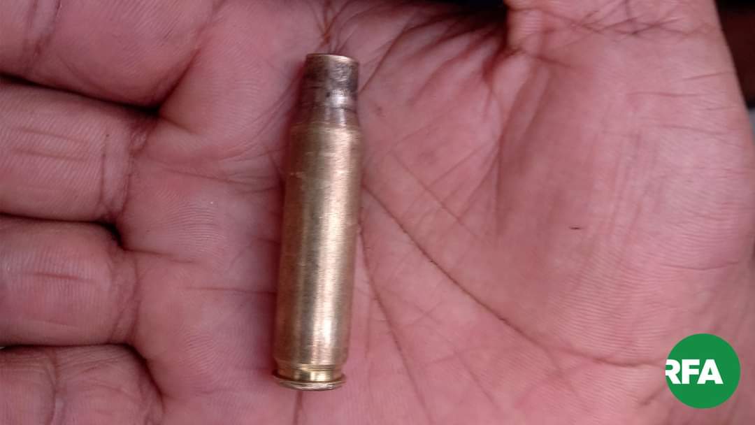 wutt_pwint's tweet photo. #HelpMandalay πππ
Myanmar Police and Soldier shoot even Ambulance.They shoot to Civilians real bullets.Twenty people were injured & one hit a bullet in the head(worry) and One to the abdomen.
They are killing people legallyπ
#WhatsHapppeningInMyanmar
#HearTheVoiceOfMyanmar https://t.co/rFrUrriois