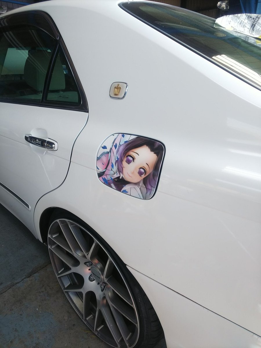 給油口にエアブラシで胡蝶しのぶを描きました。
最近は給油口がリベット止めなのでバラすの面倒なのと時間がなかったので直接描きました!
#胡蝶しのぶ #鬼滅の刃 #エアブラシ 