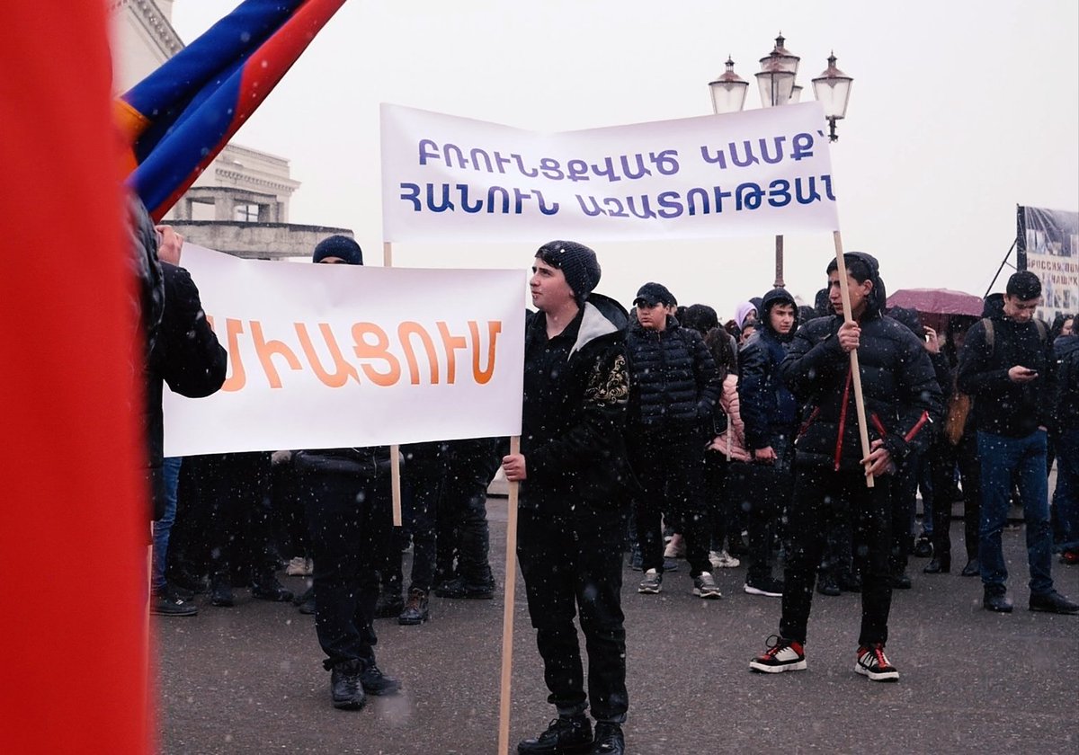 AvetisianM's tweet photo. 33 years ago on this day we exercising our right to peaceful assembly, expressed our will to reunite with #Armenia, laying the foundation for the Artsakh movement, a movement that is all about the protection of human rights. https://t.co/6FP2I1MHbx