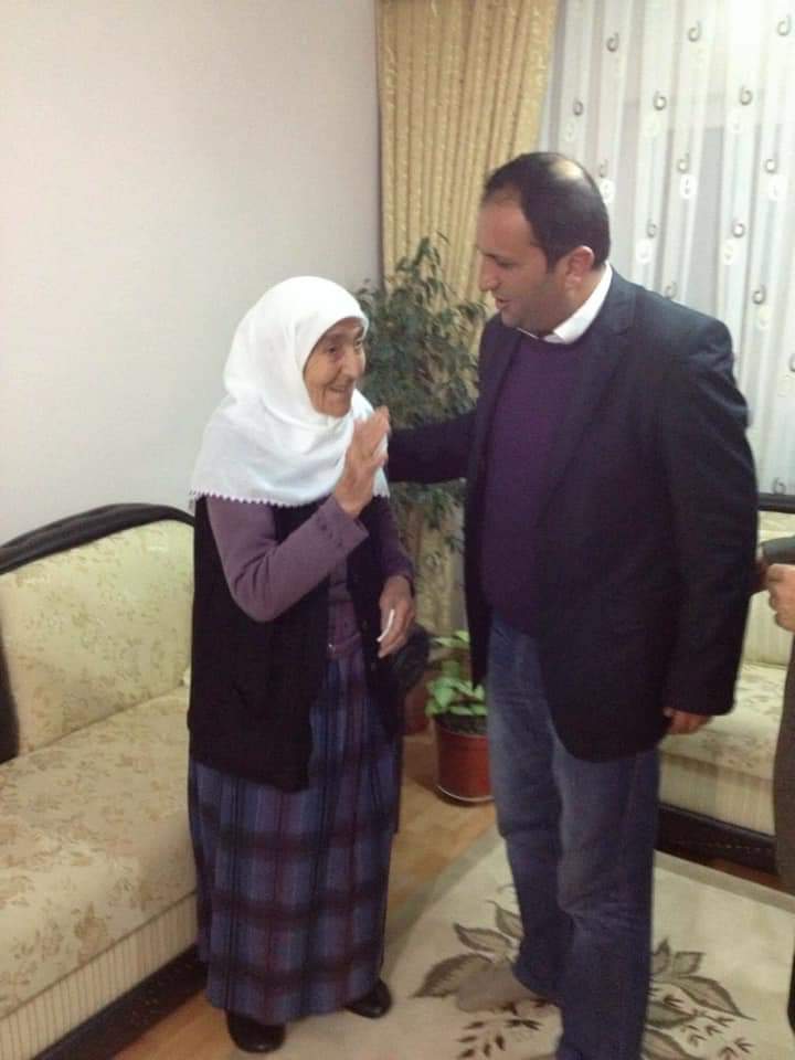 Fidan Yazıcıoğlu Annemizi vefatının sene-i devriyesinde rahmet, minnet ve Şükran'la yad ediyorum. Yüce ALLAH, Makamını âli eylesin.