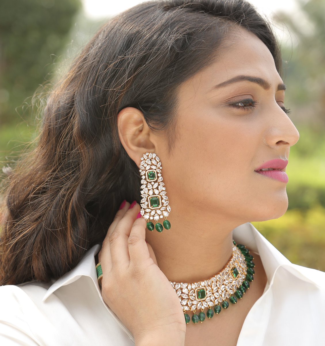 HariPrriya6's tweet photo. There is a girl, she has a smile that ________!!
Complete another sentence for me 💁🏻♀️🥰
#FunTask #LetsPlay #SaturdayVibes https://t.co/sxOleM6GIN
