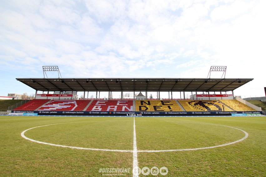 Auf ein geiles Spiel! <a href="/DynamoDresden/">SG Dynamo Dresden</a> 👊🏼
#EENEBANDE #FSVSGD