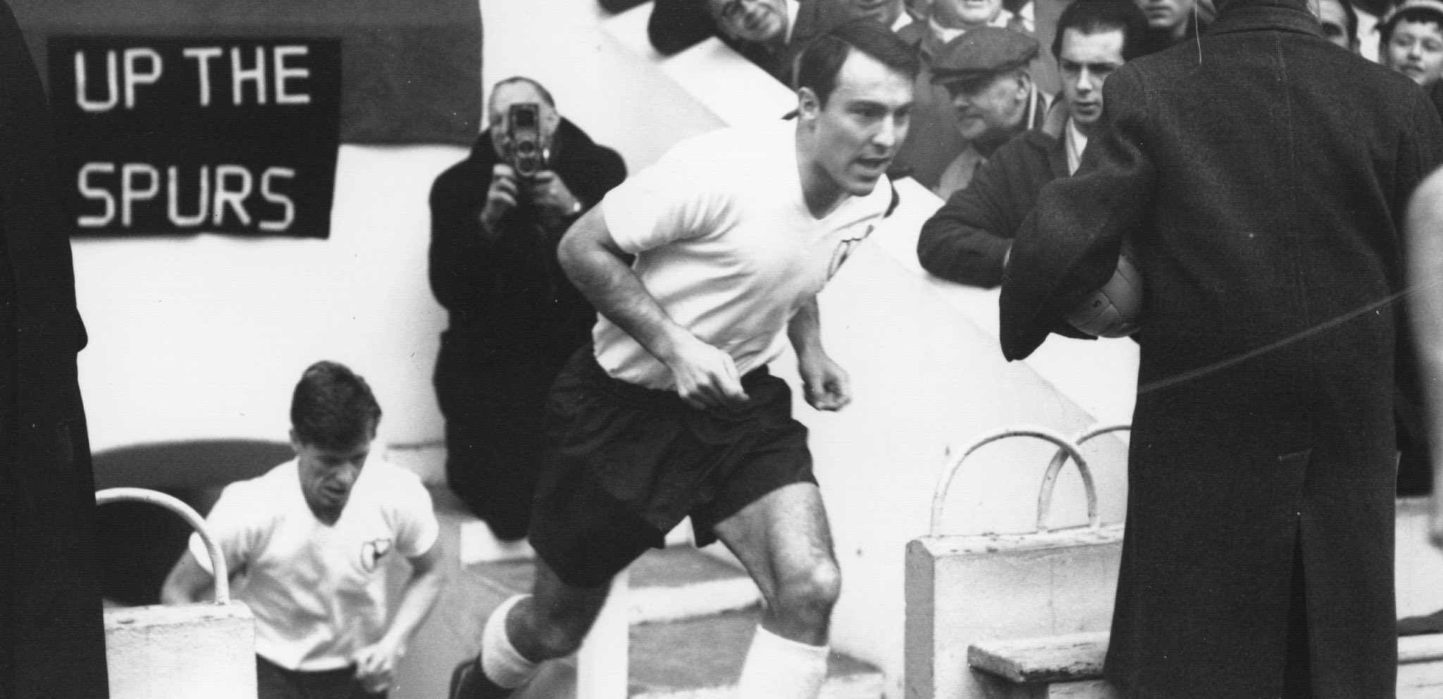 Happy 81st Birthday the greatest goal scorer England has ever produced. 