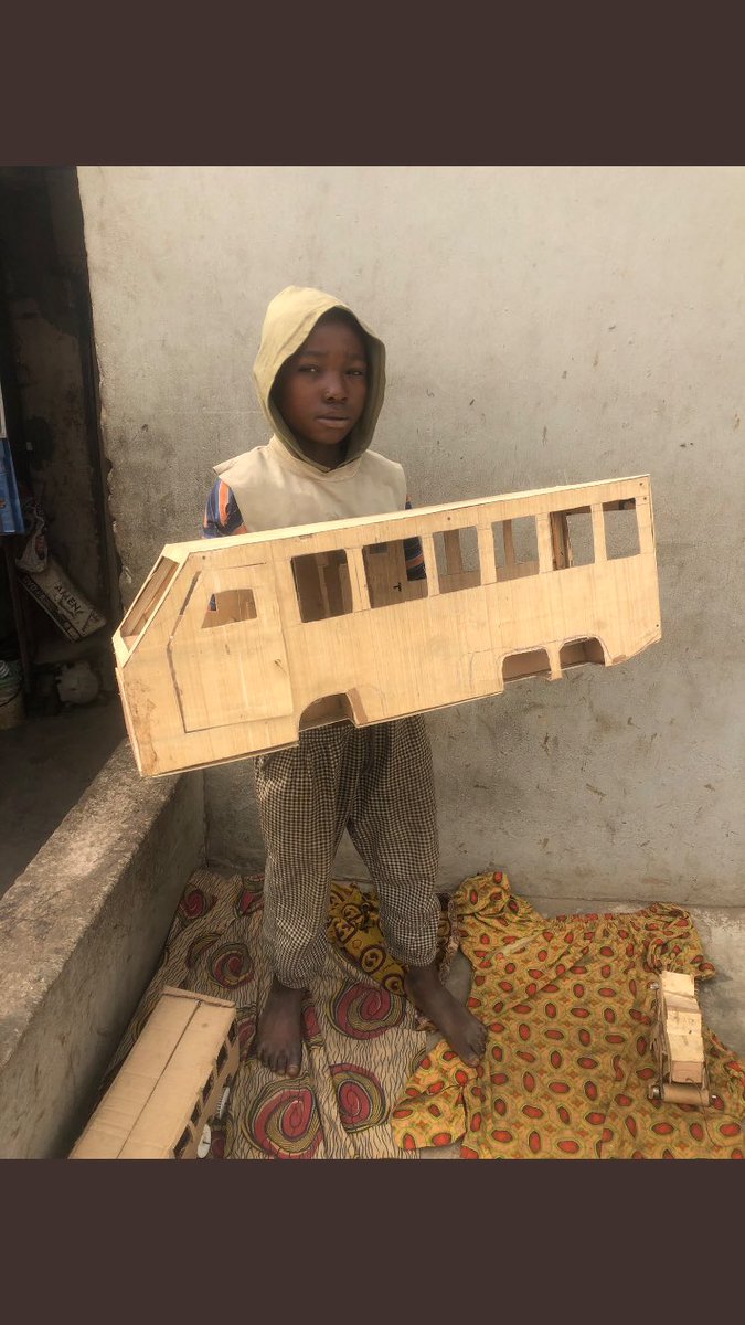 heisjayyyyy's tweet image. Amazing kid sculpture in the streets of Lagos, Nigeria 

Kindly RT to show the world this

#ASUU #Communitrees #SaveEksu #PapaBenji Terry Apala, 
How selfless are you