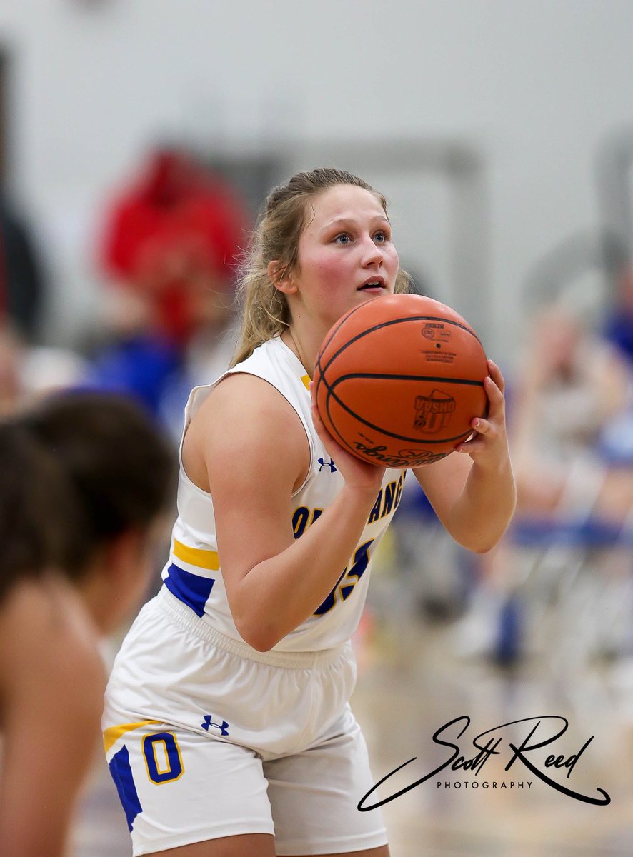 270SportsReport's tweet photo. Few pictures from @OHSgbball @OHSAASports #Central1 sectional round 2 victory over #Eagles #FridayNightHoops @OHSathletics @OHS_Braves_ss @OlentangyCheer @Daragona4 @ap_tfedak @kennediedoup @dspohn3 https://t.co/Dg9zKg24e6