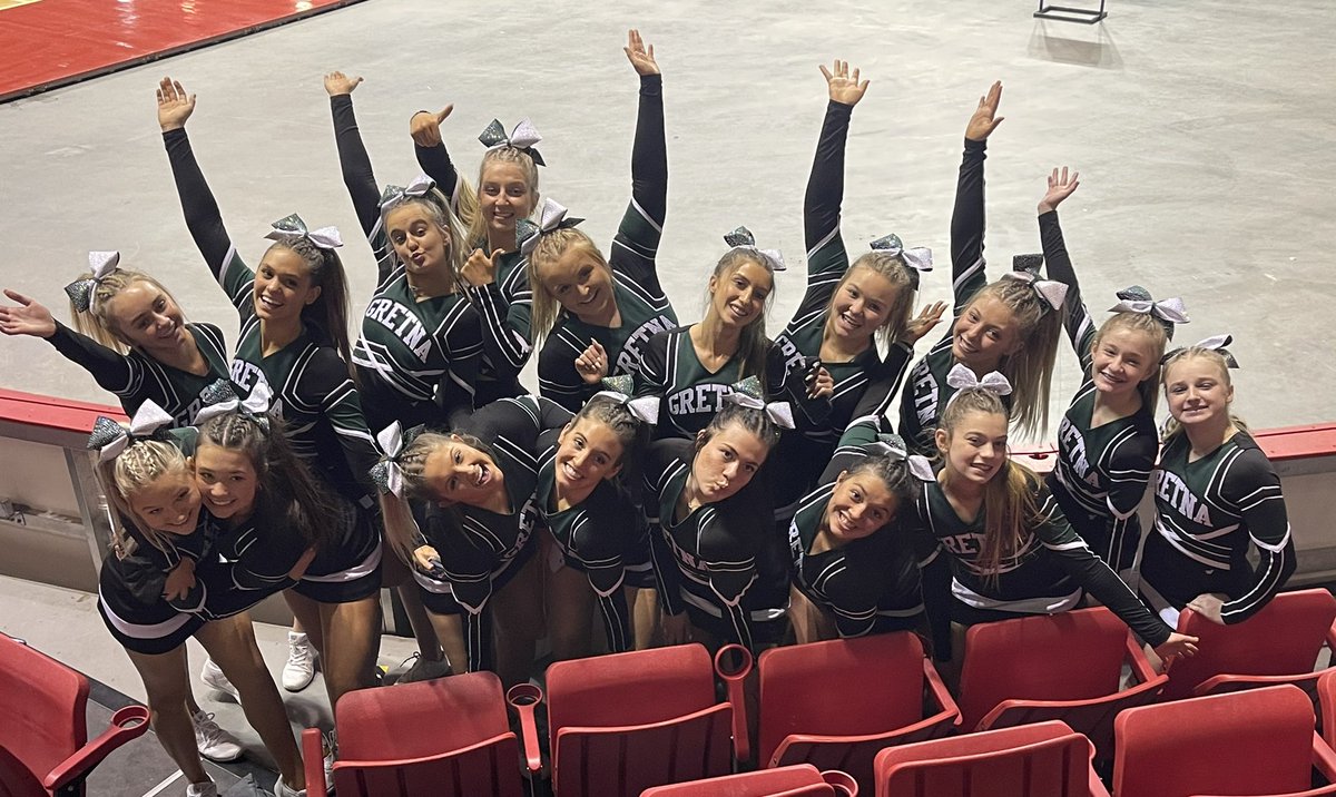 KiowaSailor's tweet photo. Nebraska State Cheer-Class A ......4th place!!!! These girls worked so hard and did an amazing job! Super proud of them!! 💚🐉 📣 #gretnacheer  #acoacheslifeforme https://t.co/OmsXKZnthH
