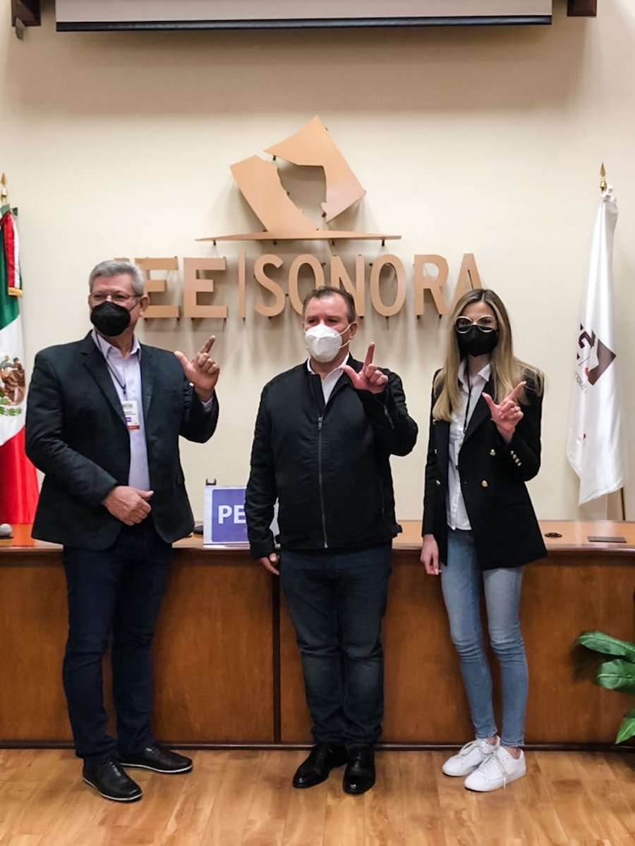 Felicito al Lic. Carlos Ernesto Zatarain González, nuestro candidato a la gubernatura de Sonora por @SonoraPes; su amplia experiencia y resultados aportarán el cambio y unidad que Sonora necesita. #LaCasaDeTodos
