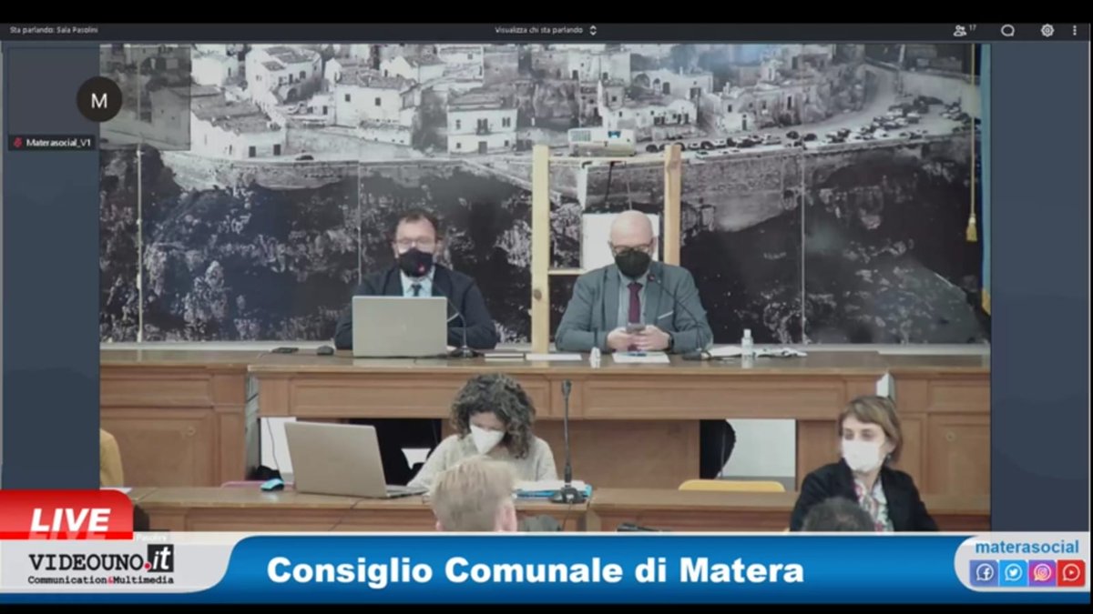 ⚠️ Approvato oggi in Consiglio Comunale il Progetto Preliminare del Centro Comunale di Raccolta #Matera Nord: una sinergia tra Assessorati (#ambiente e #territorio), componenti delle relative commissioni e di ogni singolo consigliere. 
✅m.facebook.com/story.php?stor…