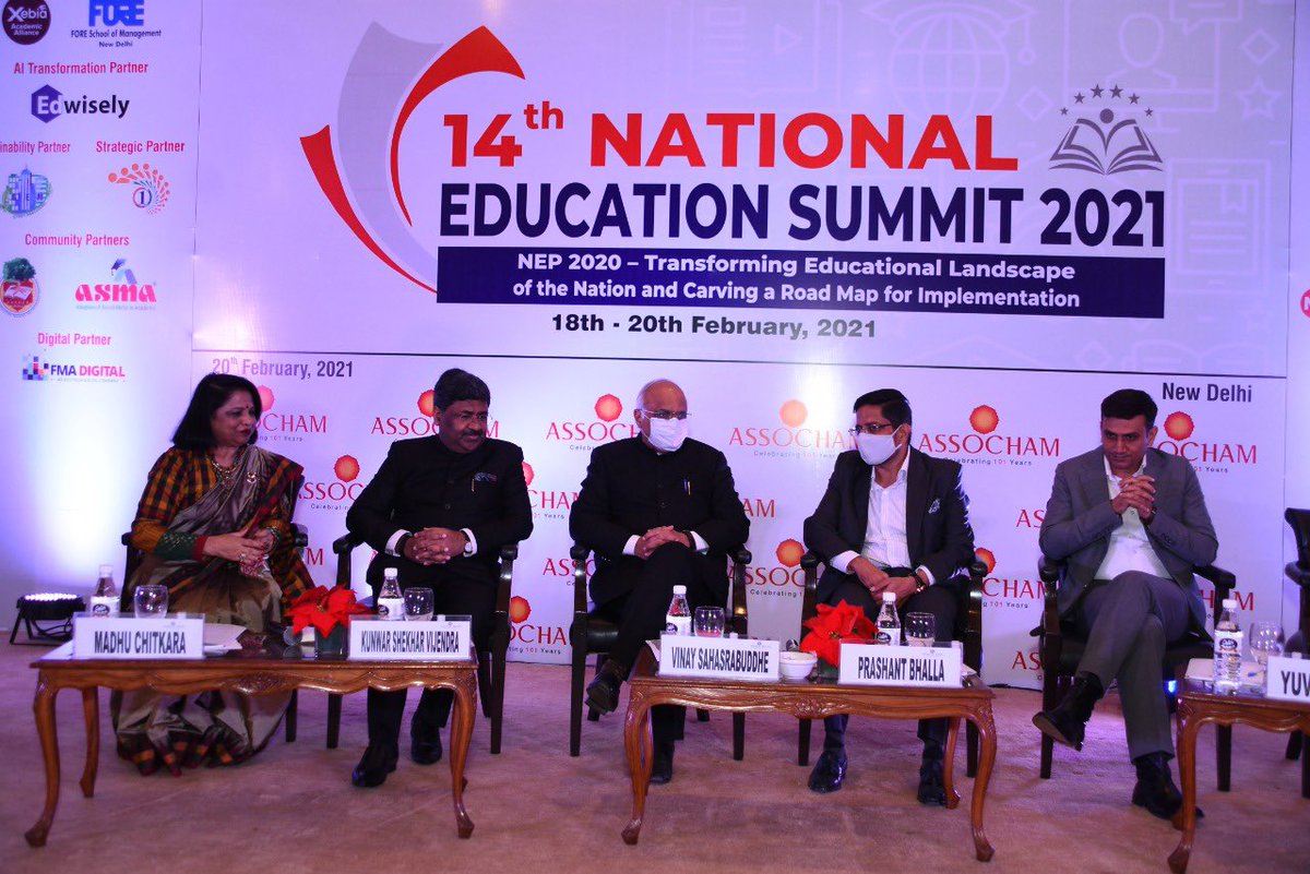 Spoke on #NEP at Valedictory Function of the @ASSOCHAM4India ‘s 14th National Education Summit and felicitated award winners! “NEP provides an opportunity to end the public-private binary!Private Universities must strive to become symbols of credibility, quality and creativity”