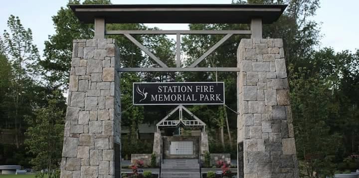 BarringtonBooks's tweet photo. Remembering all those we lost on this day 18 years ago. #stationnightclub #100angels #RhodeIsland https://t.co/Otj9WbgifZ