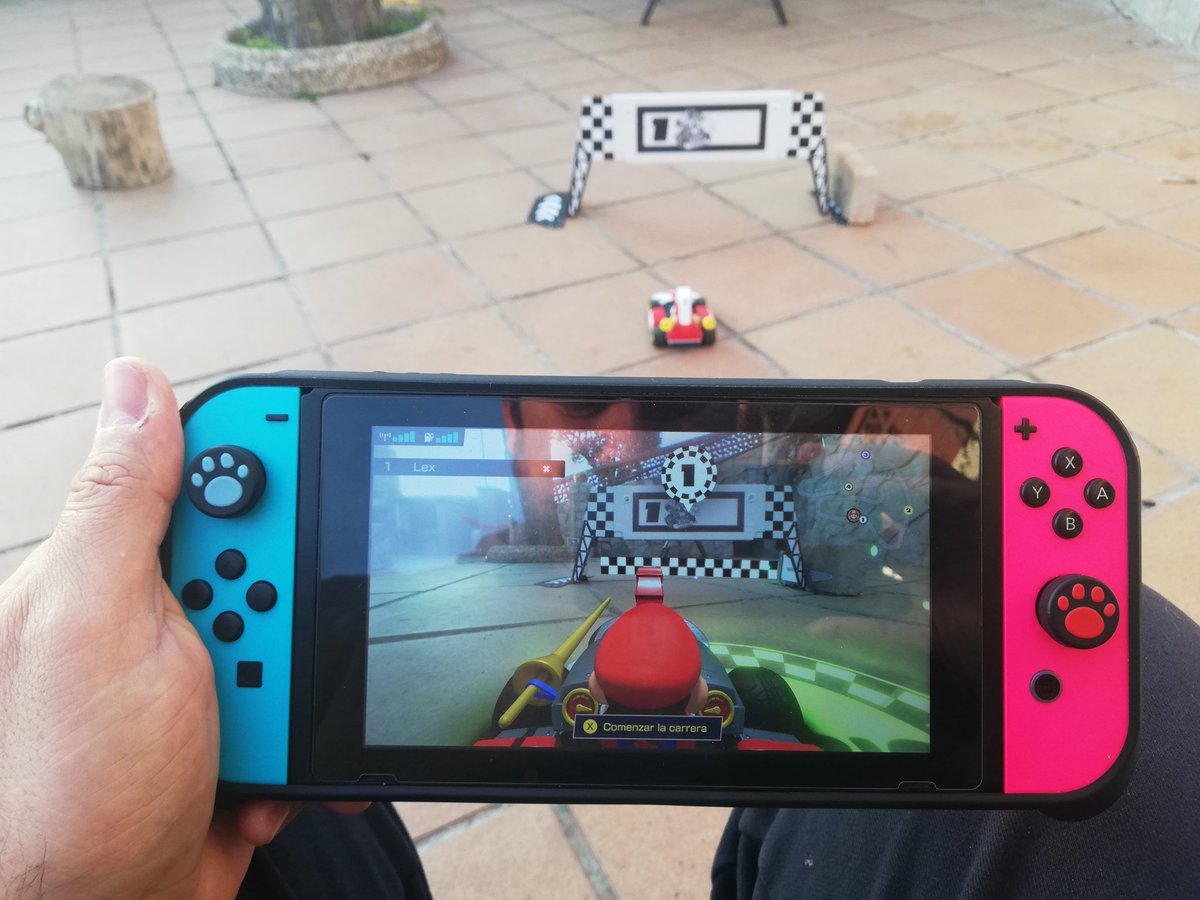 castoret's tweet image. Se ha quedado tarde guay de jugar a #MarioKartLiveHomeCircuit