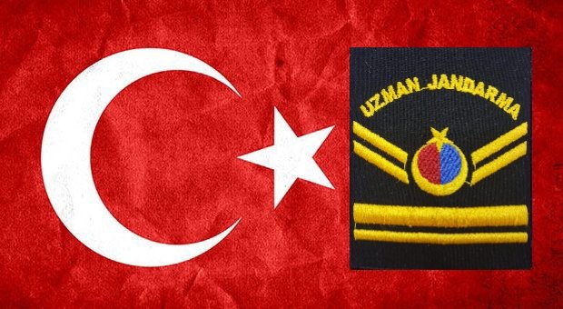 ulubey161208's tweet photo. #UzmJandarmalarSOYLUile
Sn. @sebnembursali hanım @TC_icisleri Bakanımız Sn. @suleymansoylu'dan 3466 Sayılı Kanuna tabii olan ve yanlızca @jandarma Gn.K.lığında görev yapan UZMAN JANDARMALAR özlük haklarının düzeltilmesini bekliyor. 
@mehmetersoy57
@Ahaber @mahmutovur https://t.co/Kk6OoMSd31