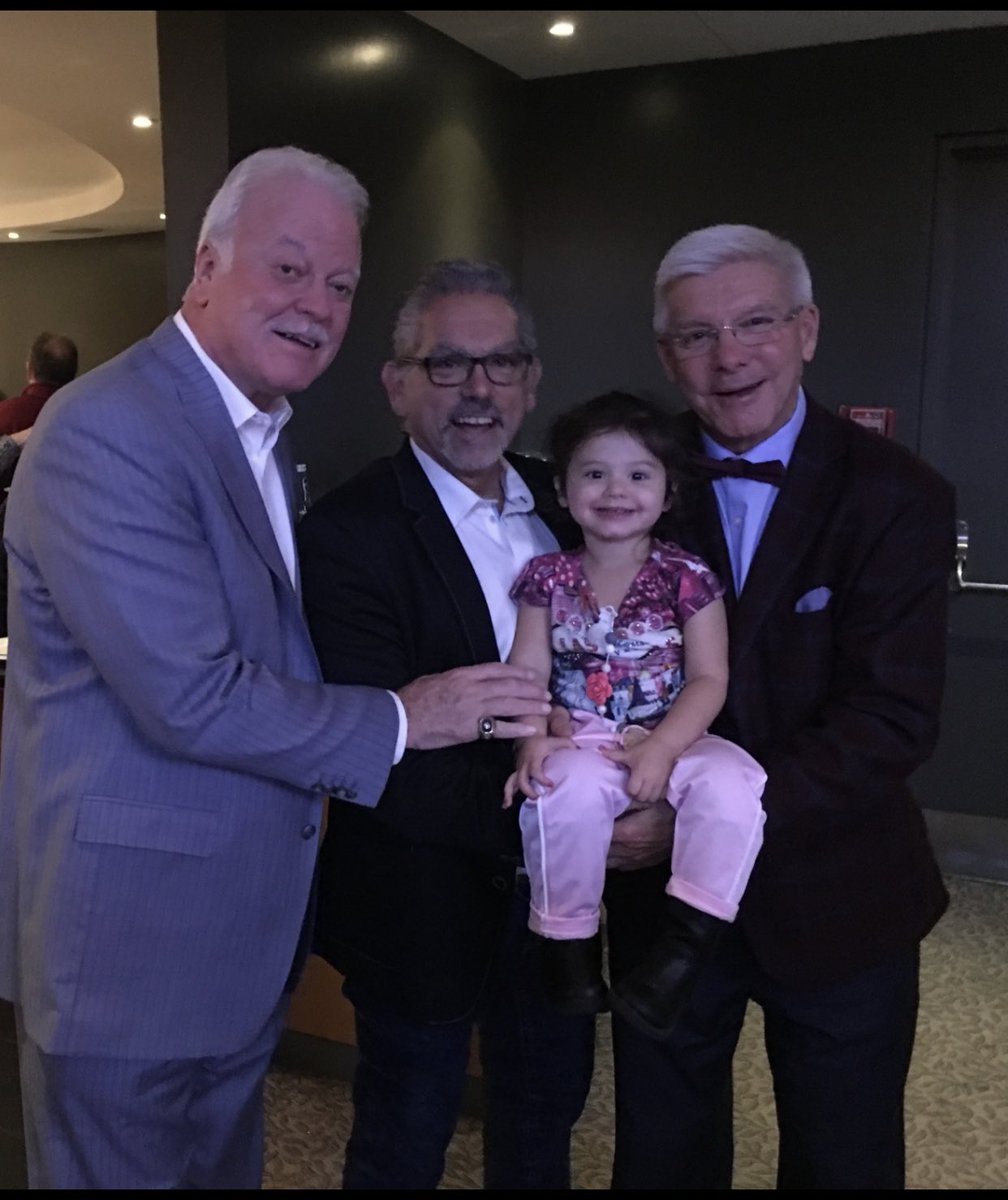 WickhamFlooring's tweet photo. @YVONLAMBERT11 , JP Nittolo ,Savannah and Rejean Houle.... Montreal Canadiens @banquenationale https://t.co/cZlGS7PSYb