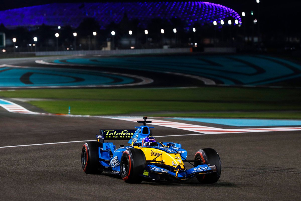 Fernando Alonso Renault R25, Abu Dhabi 2020. #F1