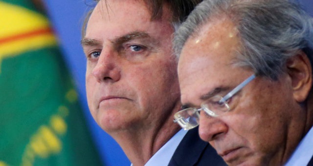 oquartopoder4's tweet image. Silêncio do ministro da Economia preocupa setores da política e do mercado. Castello Branco, demitido da Petrobras, é nome da confiança e muito próximo ao ministro. Decisão desbanca Guedes do papel de “Posto Ipiranga” de Bolsonaro.

bit.ly/3pEIxgv