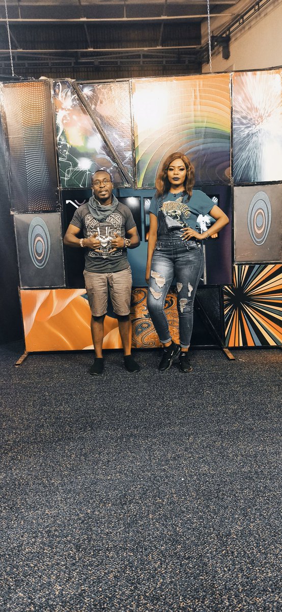 It's rock o'clock on <a href="/Y254Channel/">Y254</a> where are you watching us from? Have any request? Talk to <a href="/PhylineJean/">Phyline Jean</a> <a href="/hueskillz/">Hueskillz</a> #RockTour254 stream us at y254.co.ke now let's rock!!!