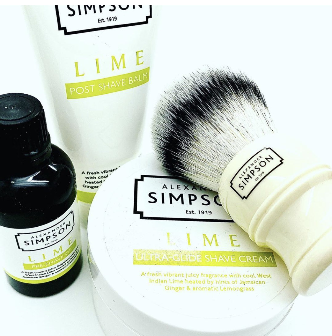 Brush of the Day

Alexander Simpson Trafalgar T3 Synthetic Fibre faux Ivory

Demand still outstripping supply on the markets most talked about &amp; highly acclaimed non-Badger brush

You guys are ❤️‘ing this thing 💯