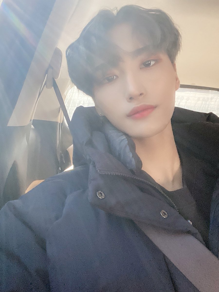 ATEEZofficial's tweet image. [#성화] 🌥⛅️🌤☀️
#ATEEZ #에이티즈