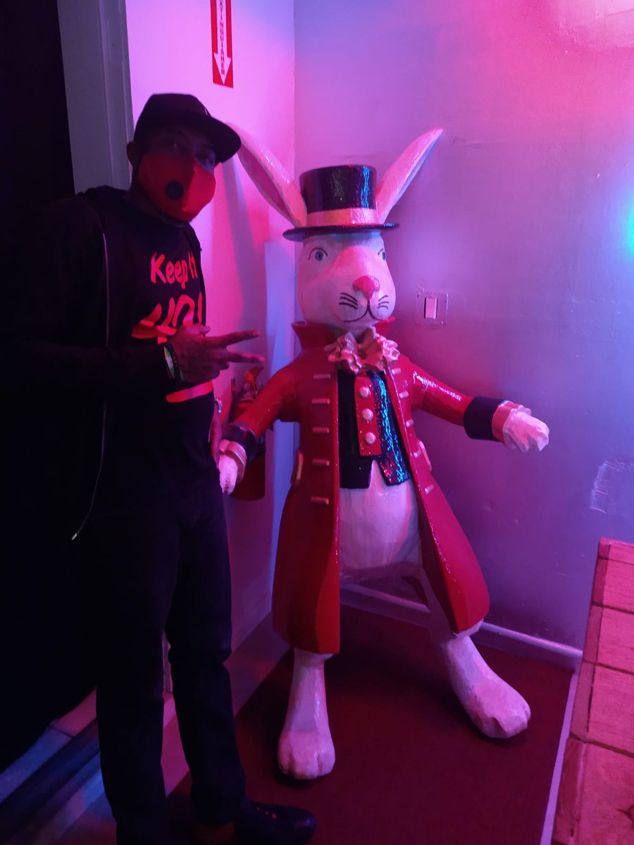 Jack the Rabbit 🐰& I were chilling out at the #smokersklub..VIP location. 

#goodvibesonly
#coolpeople
#goodsmoke
#goodenvironment
#music
#niceguests